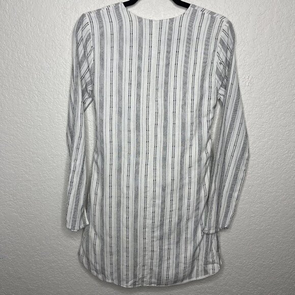 L'ACADEMIE Revolve The Meadow Dress‎ Striped White Gray Long Sleeve  Size S - Picture 10 of 14